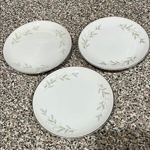 St Regis Japan White Silver Dinnerware 6 1/4 In Salad Dessert Leaf Pattern Set 3